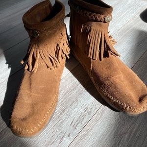 Minnetonka suede ankle booties with fringe